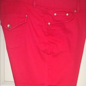 Bandolino bohemian capris